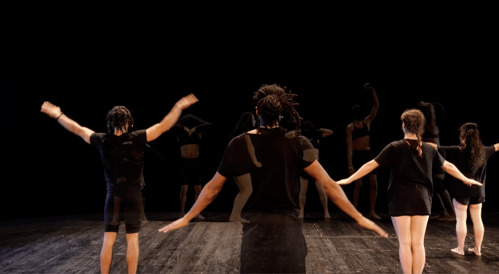 Les ateliers de danse à L’Astrada ! : 5 rendez-vous de danse entre novembre 2021 & mai 2022